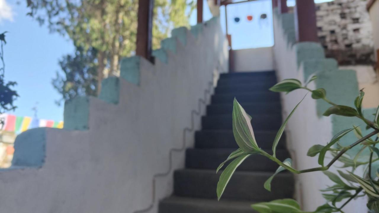 Tenzo Homestay Bomdila Ngoại thất bức ảnh
